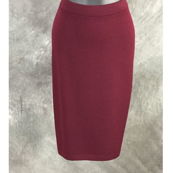 BEAUTIFUL st john collection knit burgundy jacket skirt suit size 10 12 - Picture 9 of 10